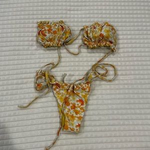 Bikini set size small worn once
